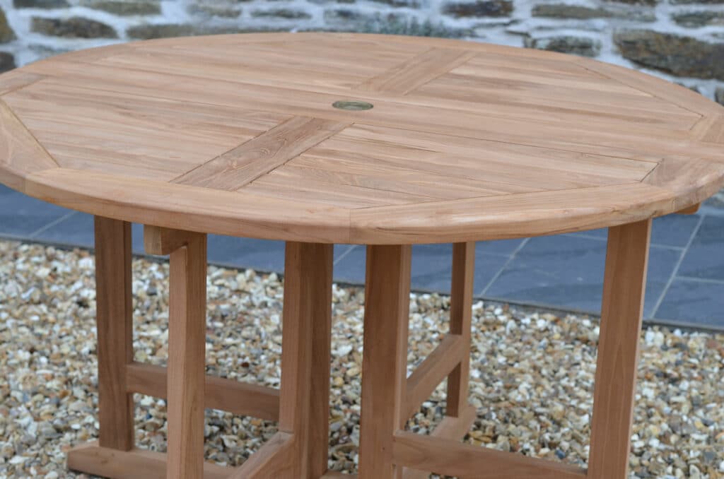 Bucklebury | 1.2m Round Folding Gateleg Teak Garden Dining Table | 4 to 6 Seater